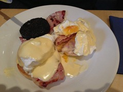 Eggs Benedict