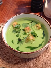 Pea Soup with Garlic Croutons